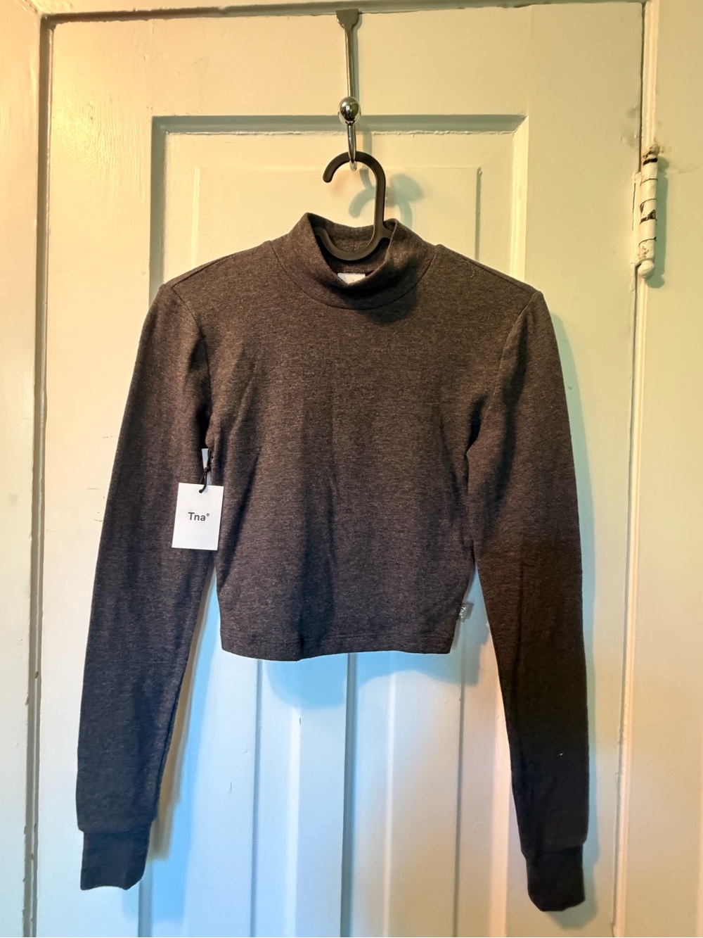 Tna Cropped Charcoal Mock Neck Sweater xS